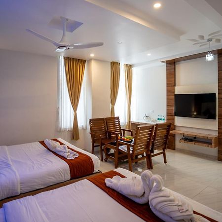 Sree Bharat Residency Hotel Alāndurai Buitenkant foto