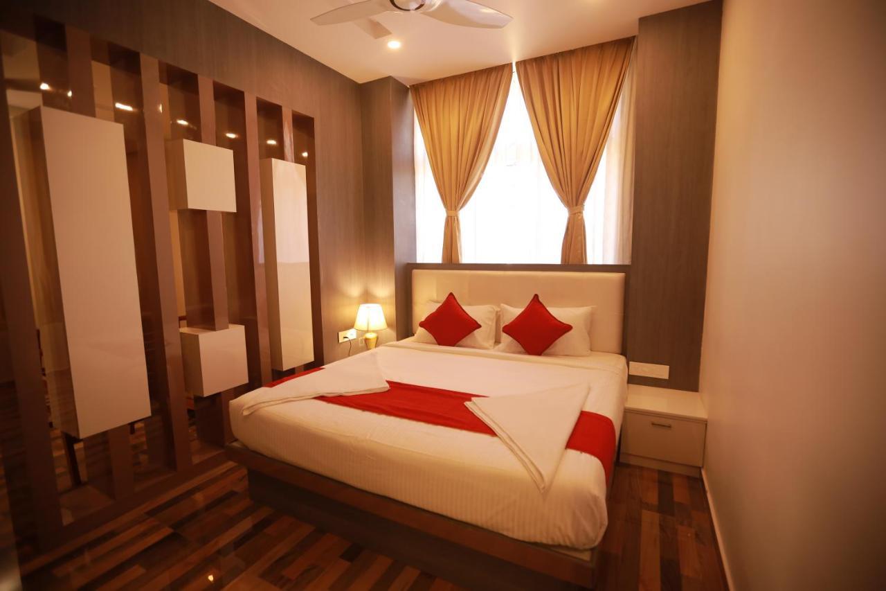 Sree Bharat Residency Hotel Alāndurai Buitenkant foto