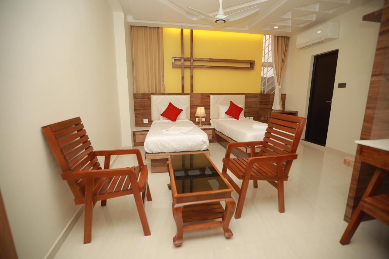 Sree Bharat Residency Hotel Alāndurai Buitenkant foto