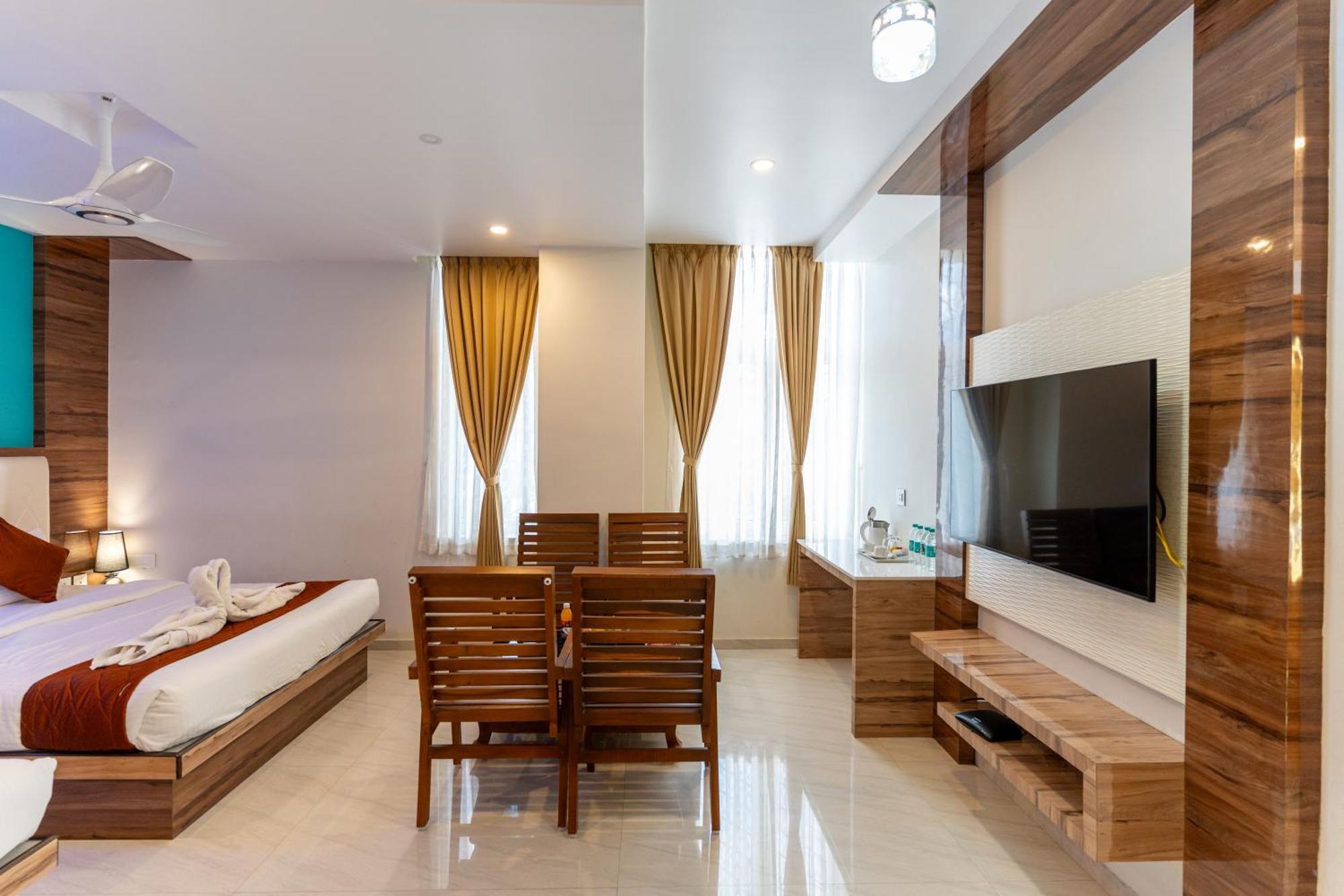 Sree Bharat Residency Hotel Alāndurai Buitenkant foto