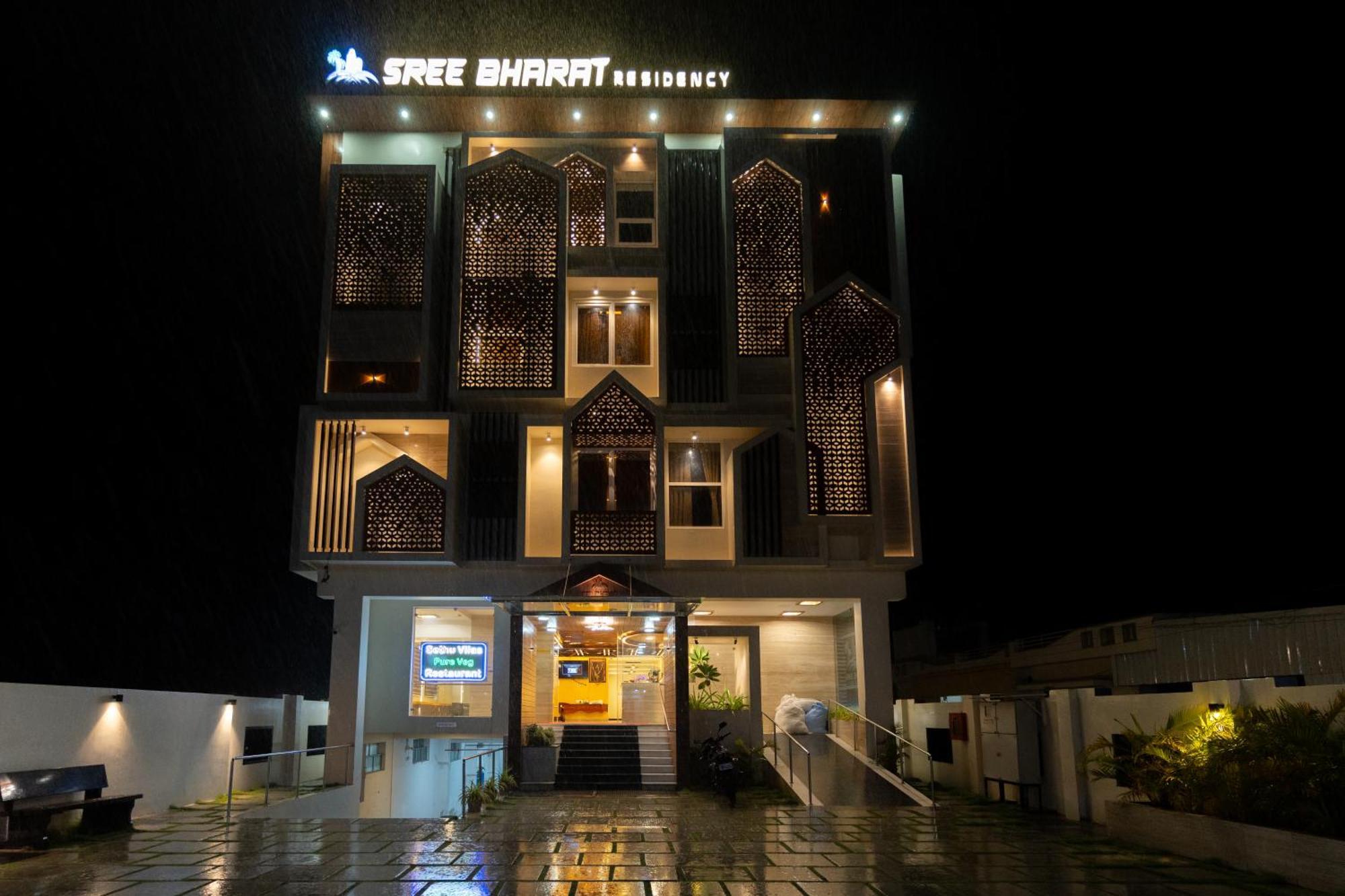 Sree Bharat Residency Hotel Alāndurai Buitenkant foto